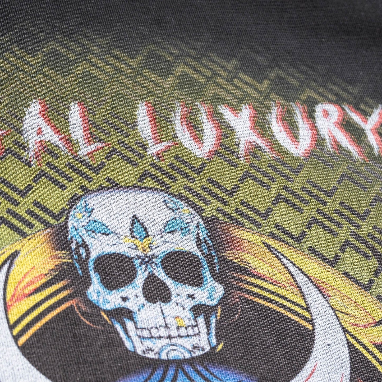 T-Shirt No.3 "Skull trophy" Limited Edition - ILLEGAL LUXURY